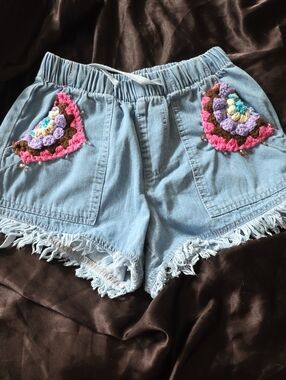 Light Blue Denim Crochet Pocket Women's Shorts